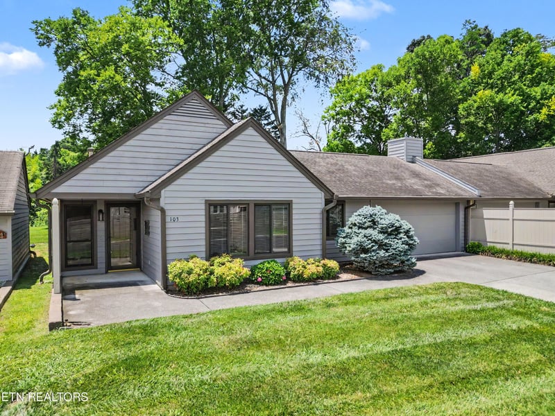 103 Hill Run Dr, Maryville, TN 37803