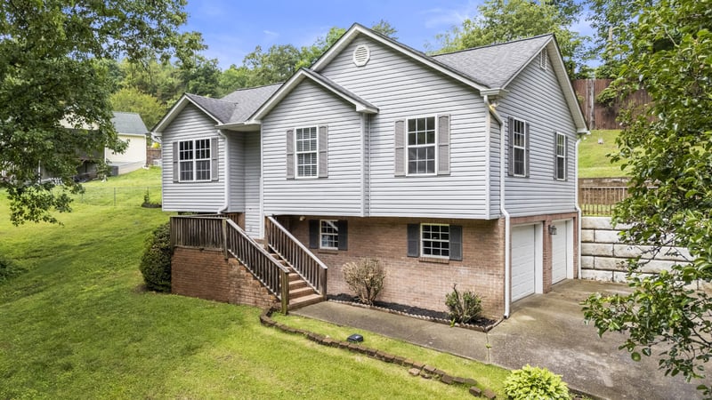 995 Ross Hollow Rd, Ringgold, GA 30736
