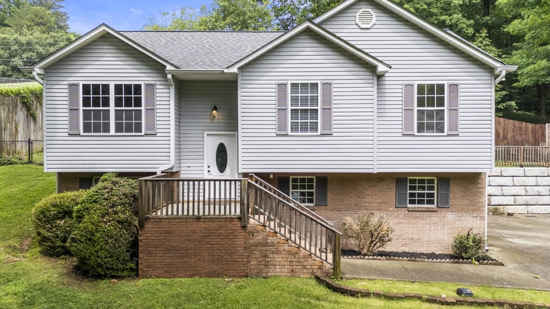 995 Ross Hollow Rd, Ringgold, GA 30736