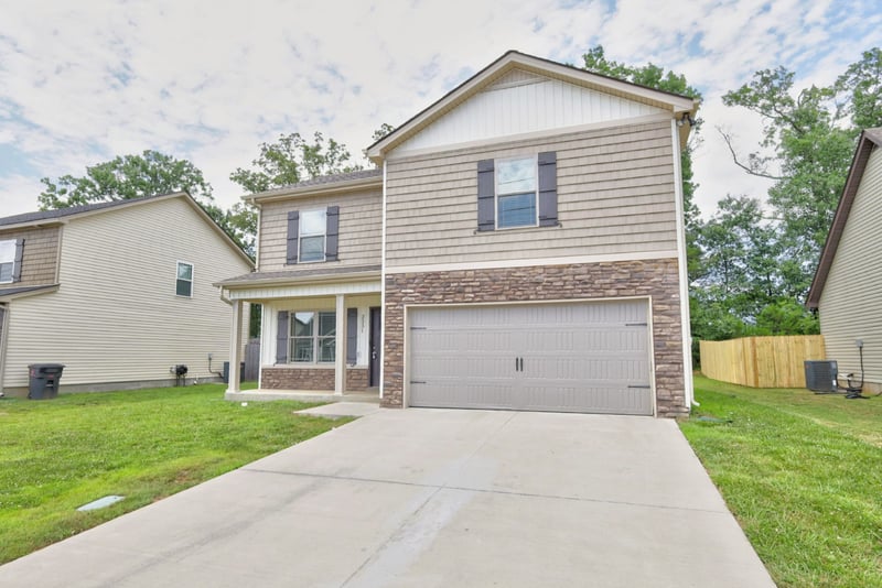 2331 Red Barn Rd, Christiana, TN 37037