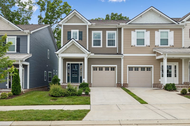 1073 Sweetleaf Dr, Franklin, TN 37064