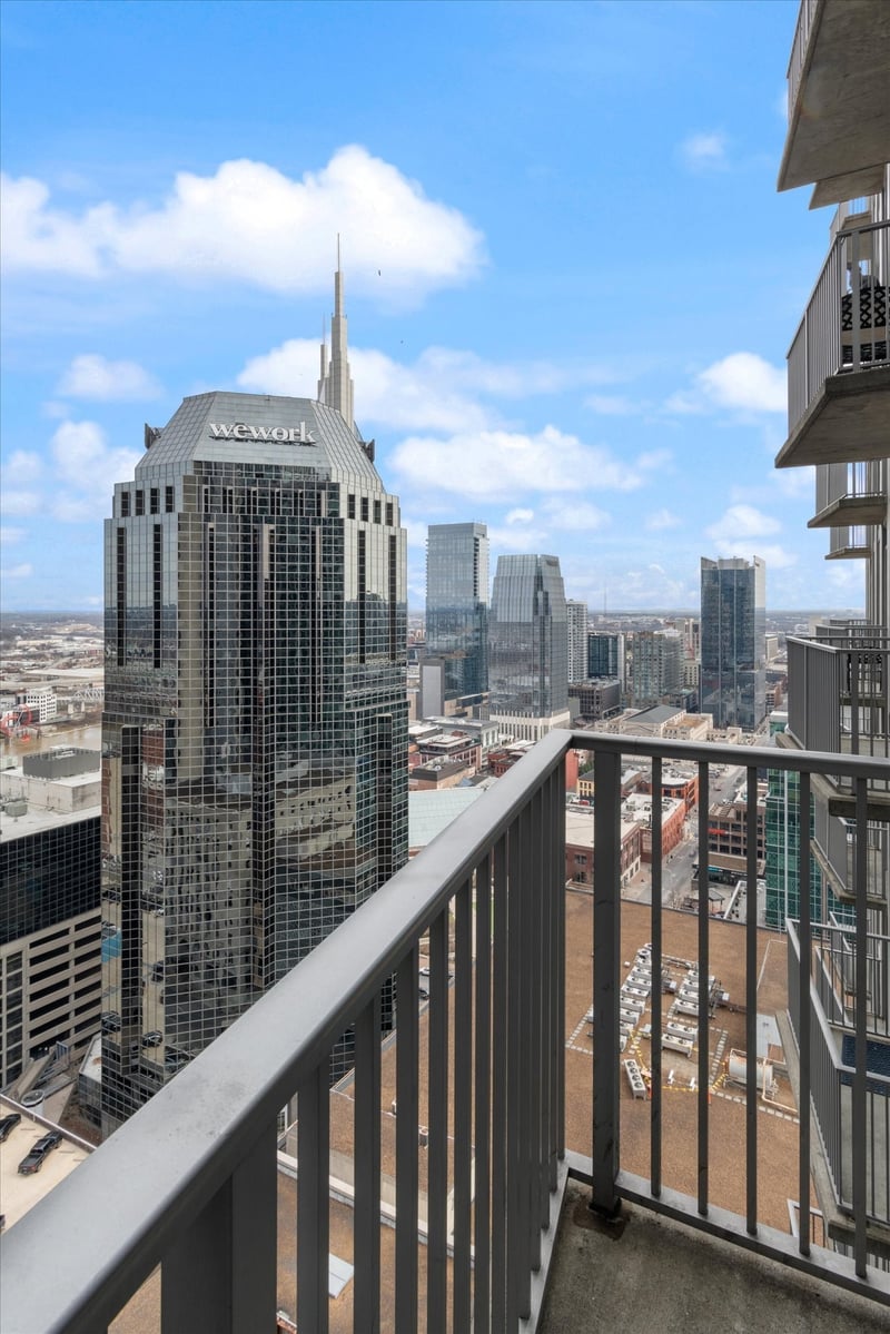 415 Church St #2109, Nashville, TN 37219