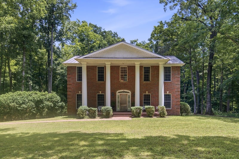 1225 Johnny Hall Rd, Burns, TN 37029