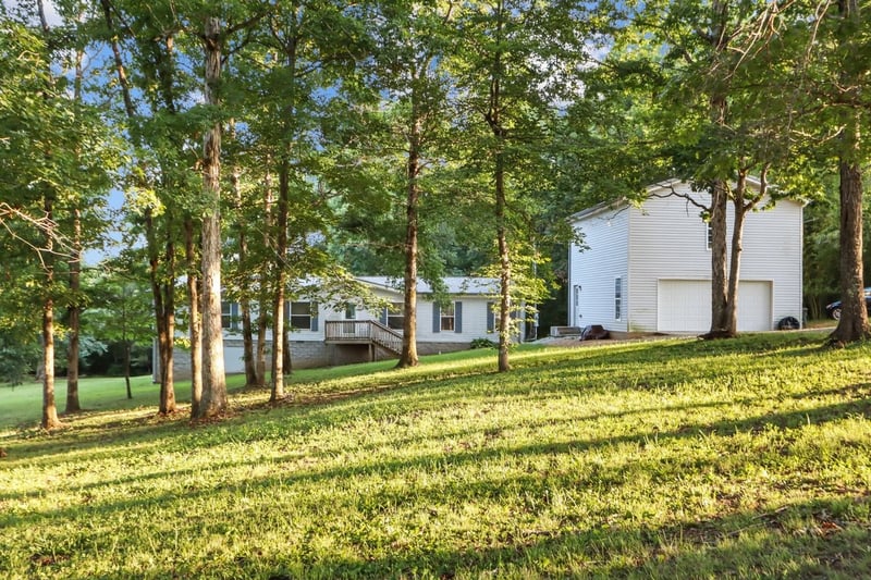 555 Fire Tower Rd, Dickson, TN 37055