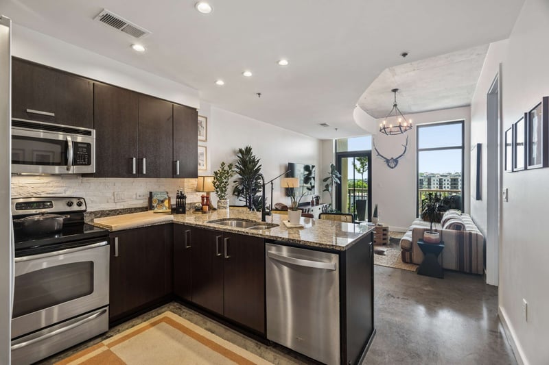 1510 Demonbreun St #701, Nashville, TN 37203