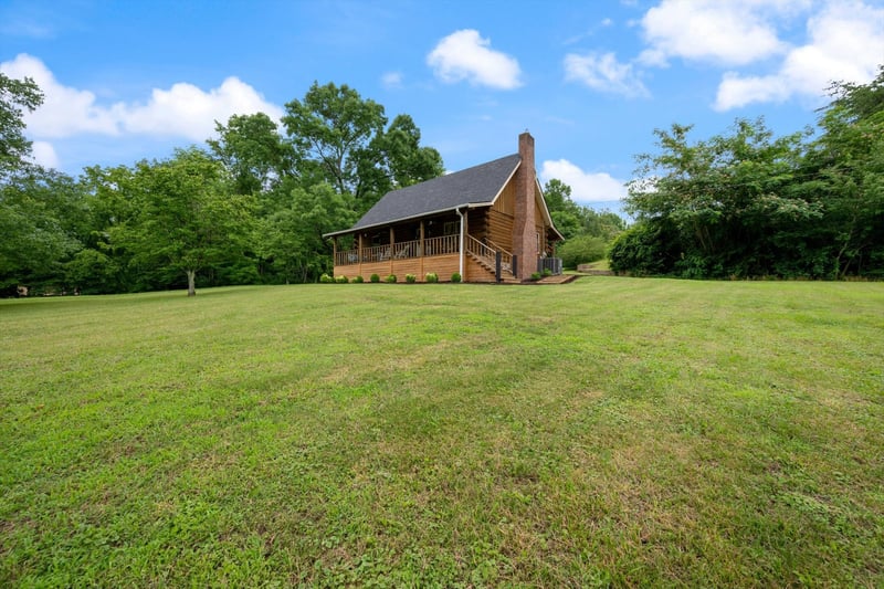 8004 Charlotte Pike, Nashville, TN 37221