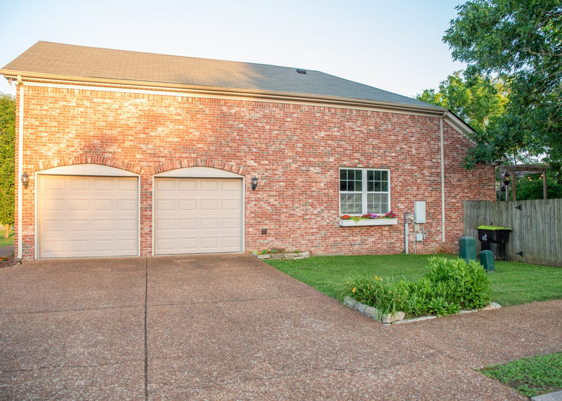 8300 Trading Post Ct, Nashville, TN 37221