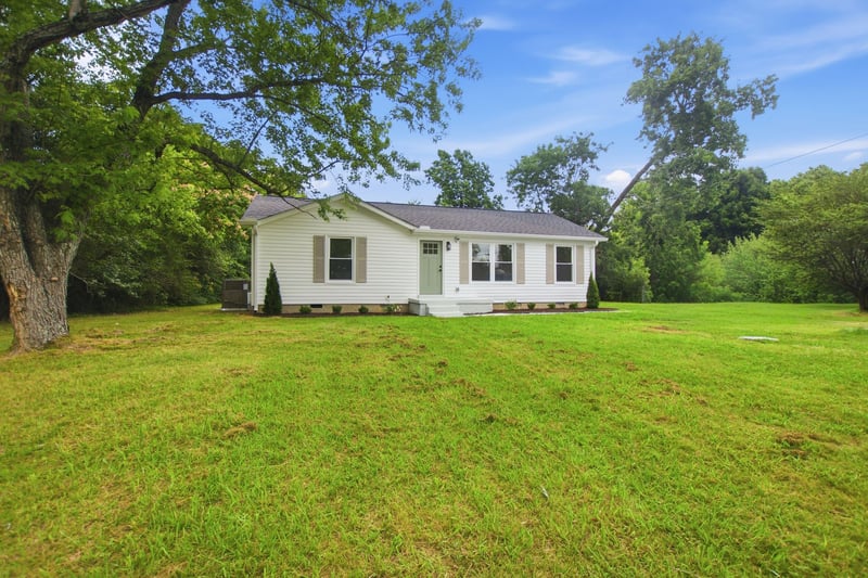 198 N Meribeth Ln, Christiana, TN 37037