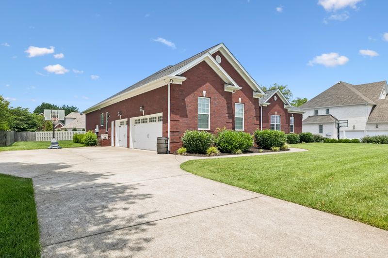 2839 Pavilion Pl, Murfreesboro, TN 37129