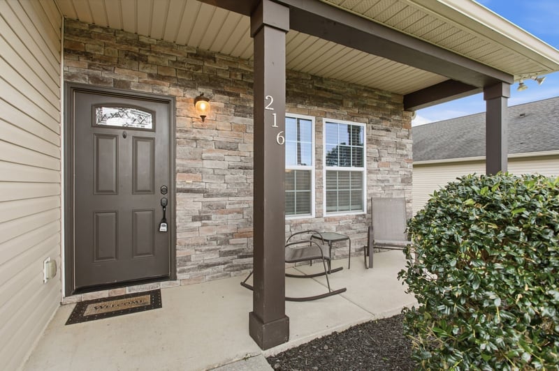 216 Woodsong Ln, Columbia, TN 38401