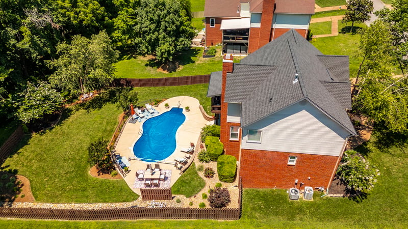 822 Overhills Dr, Old Hickory, TN 37138
