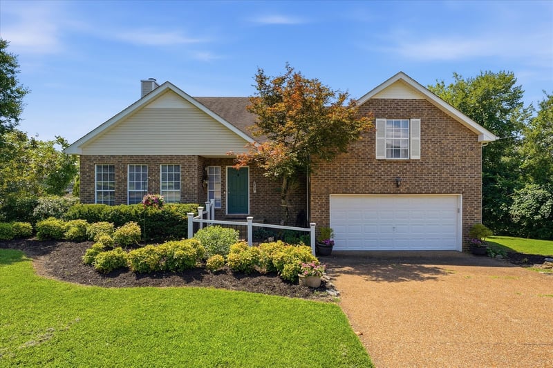 103 Waterford Way, Hendersonville, TN 37075