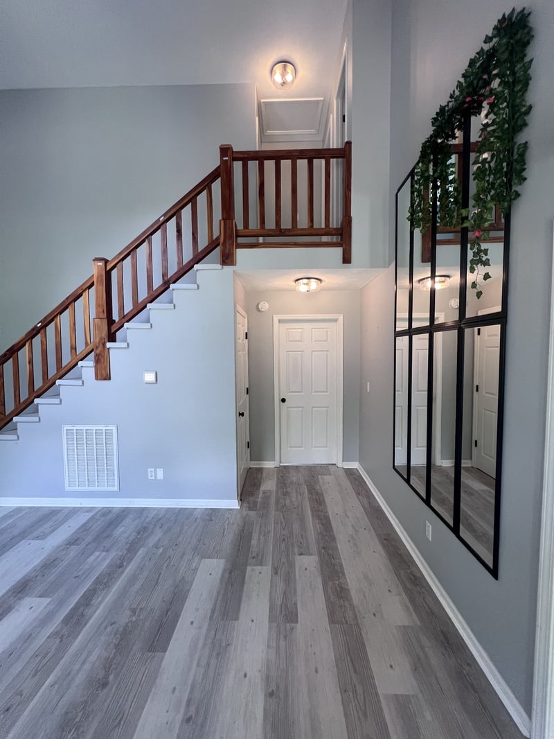 921 Jordan Cir, White Bluff, TN 37187