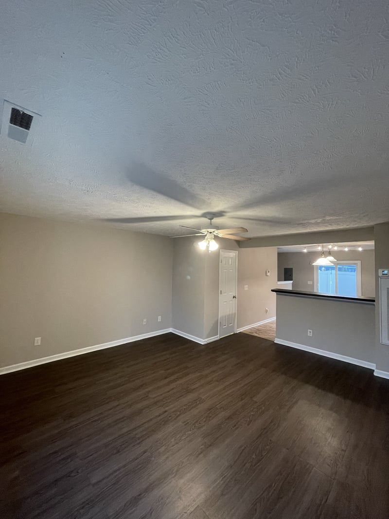 2961 Rutherford S #D2, Murfreesboro, TN 37130