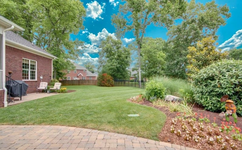 1910 Baskinbrook Ct, Murfreesboro, TN 37130
