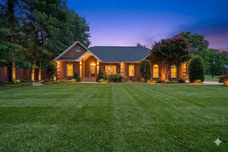 213 Bradshaw Rd, Lebanon, TN 37087