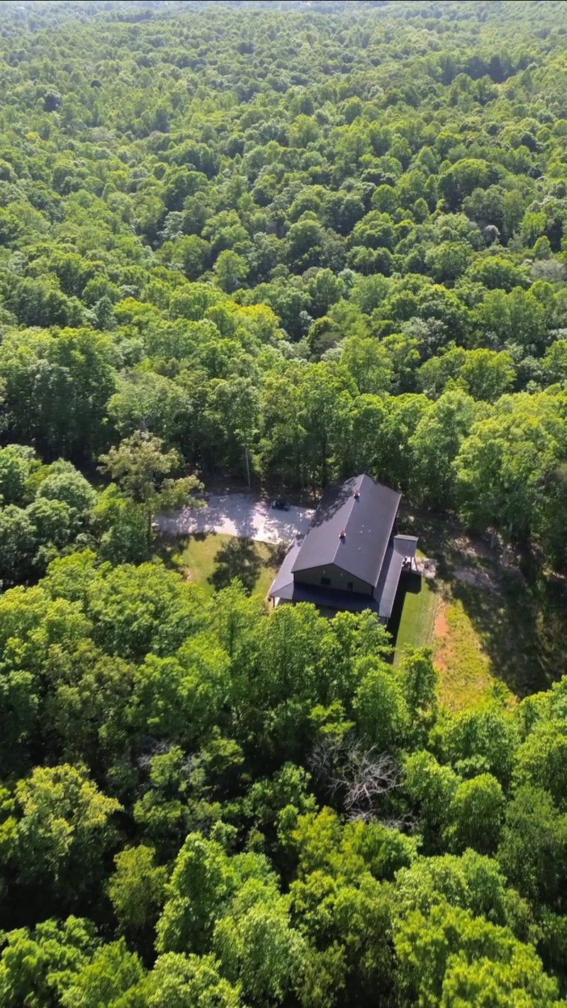 610 Dogwood Way, Burns, TN 37029