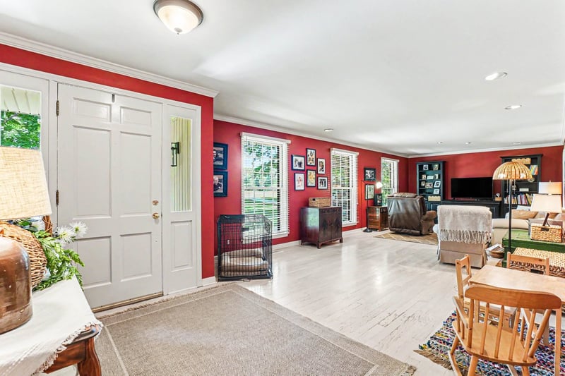 1296 Lawrence Ln, Springfield, TN 37172