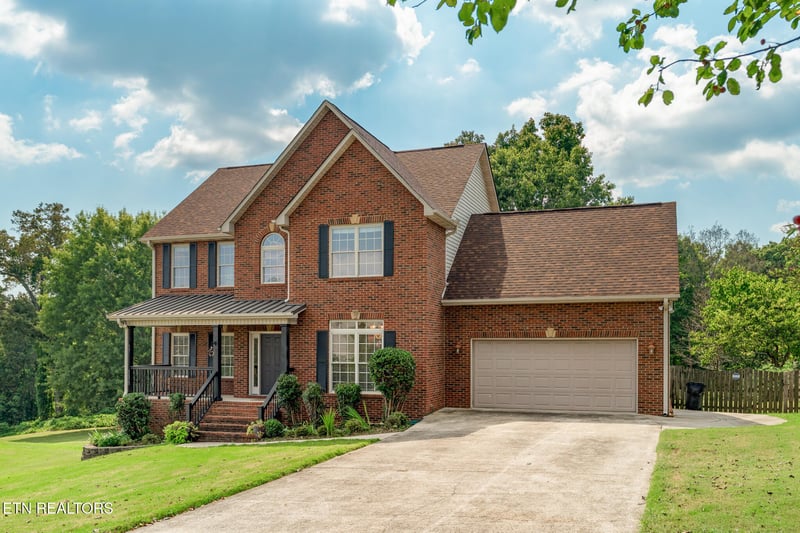 3560 Hirst Cir, Lenoir City, TN 37772