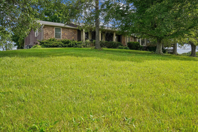2351 Long Hollow Pike, Hendersonville, TN 37075