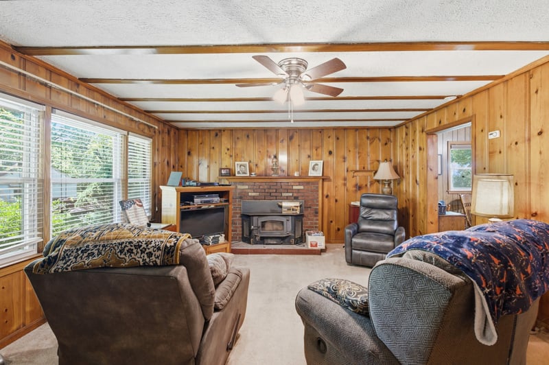 1821 Little Marrowbone Rd, Ashland City, TN 37015