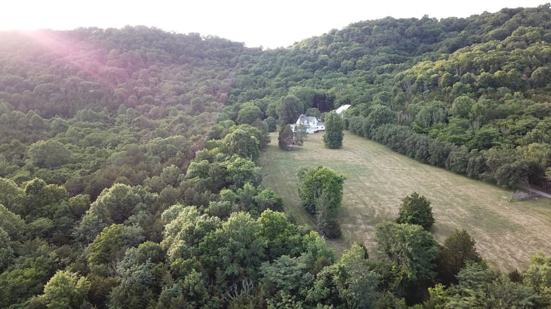 103 Nixon Hollow Ln N, Pleasant Shade, TN 37145