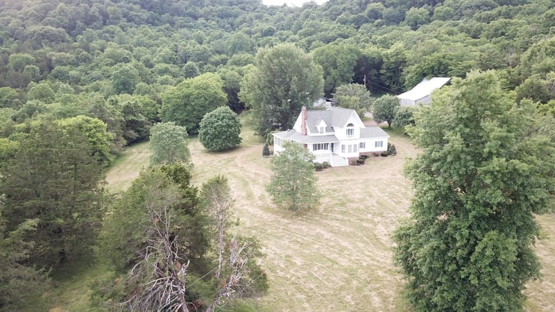103 Nixon Hollow Ln N, Pleasant Shade, TN 37145