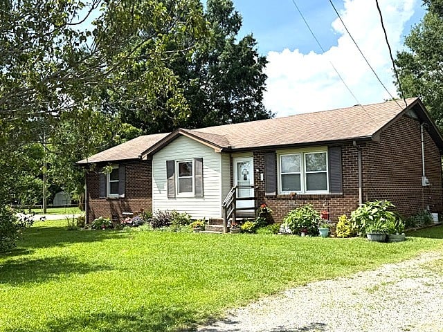 1438 Veterans Pkwy, Murfreesboro, TN 37128
