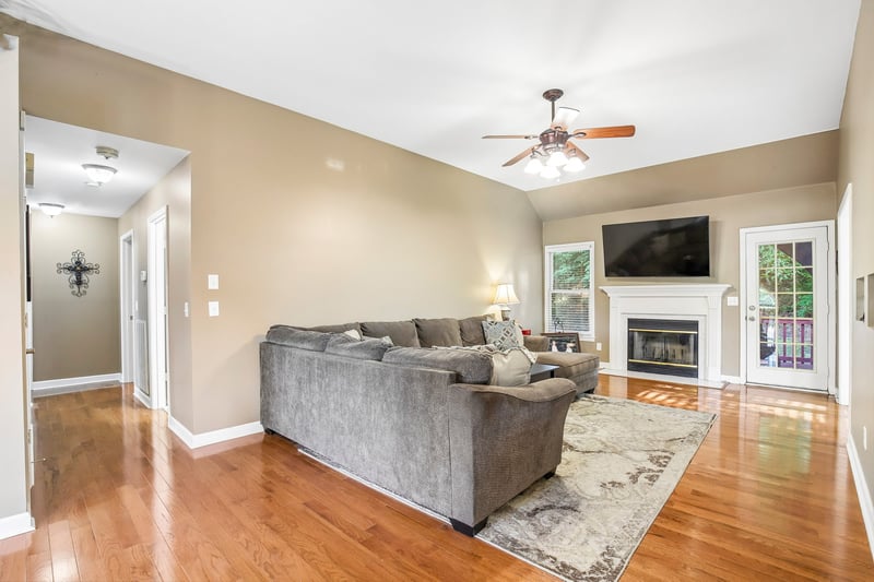 409 Sunset Ct, Hermitage, TN 37076