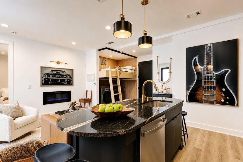 245 Hermitage Ave #402, Nashville, TN 37210