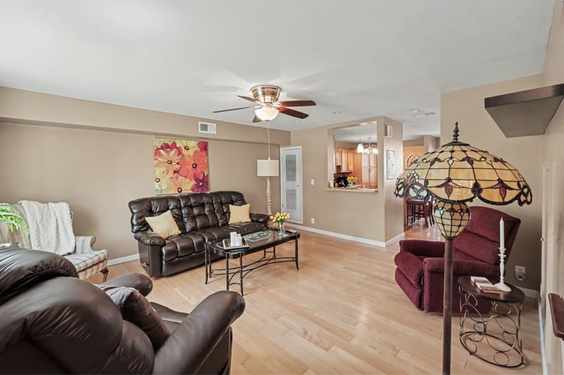 931 Todd Preis Dr, Nashville, TN 37221