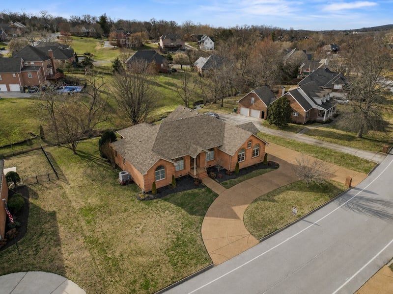 514 Lexington Dr, Lebanon, TN 37087