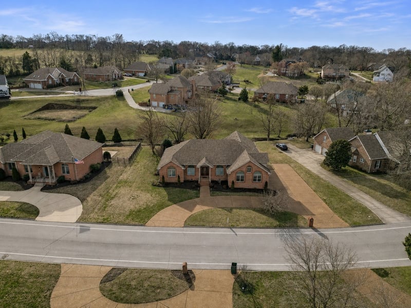 514 Lexington Dr, Lebanon, TN 37087