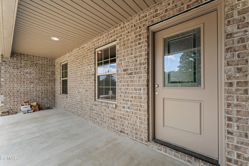 271 Cross Over Rd, Sevierville, TN 37876
