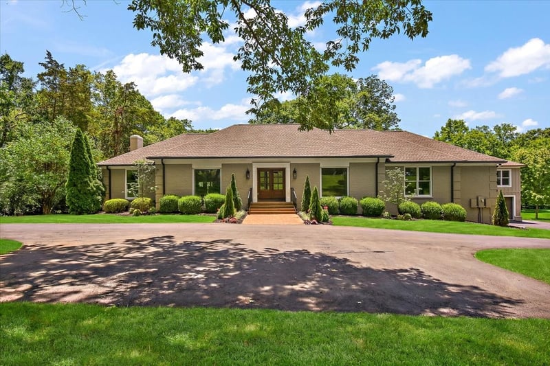 1409 Sneed Rd W, Franklin, TN 37069