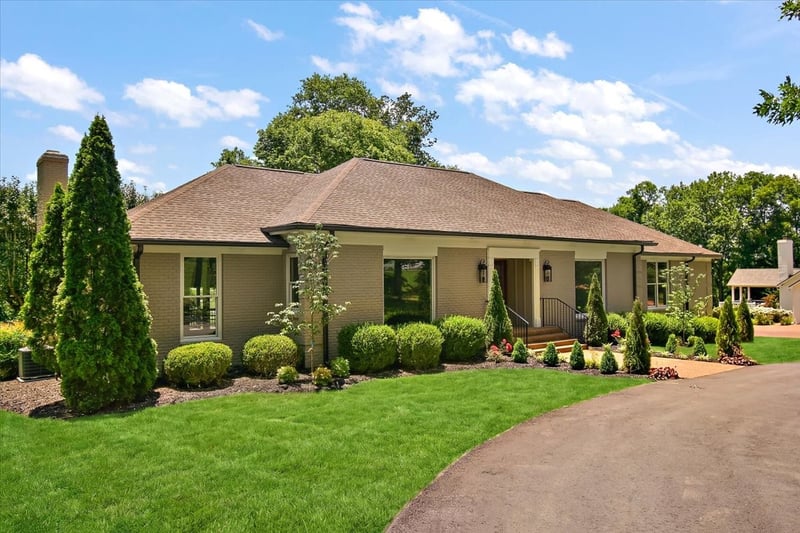 1409 Sneed Rd W, Franklin, TN 37069