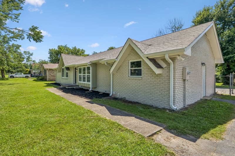 1158 Woodvale Dr, Gallatin, TN 37066