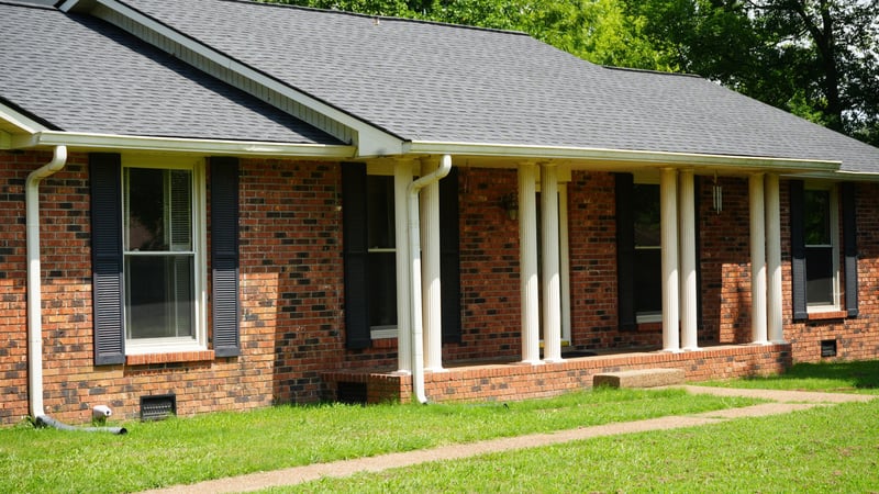 858 Moreland Dr, Gallatin, TN 37066