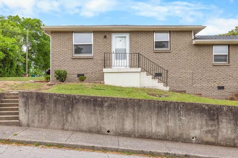 895 W Sharpe Ave, Nashville, TN 37206