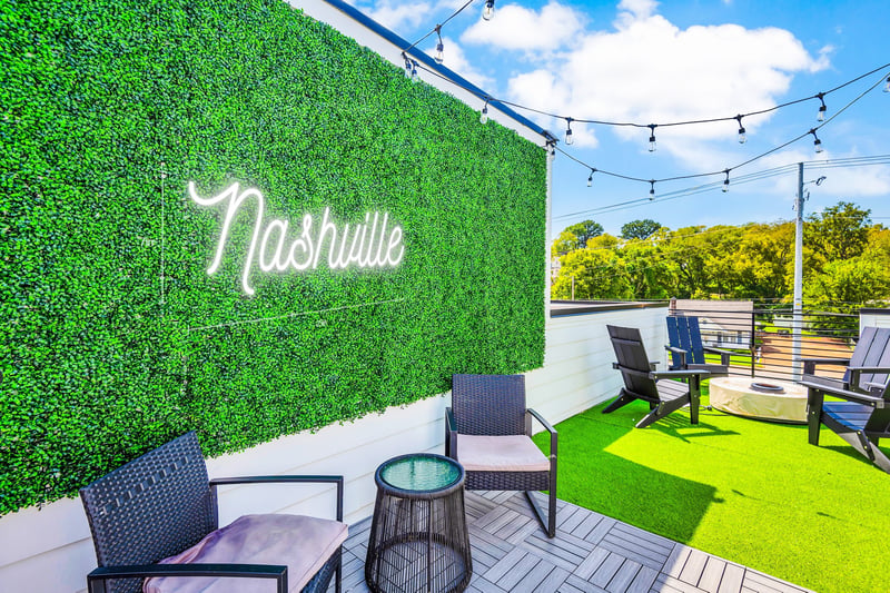 502 Cliff Cir, Nashville, TN 37218