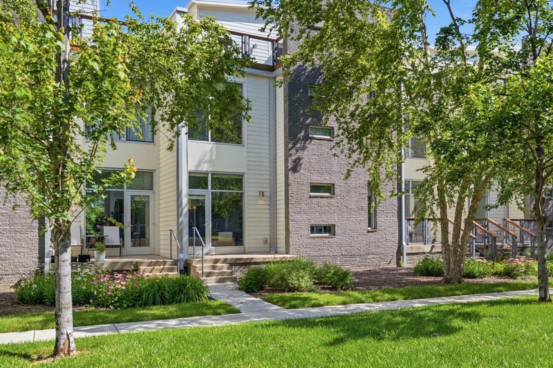 712 Strickland Dr, Nashville, TN 37206