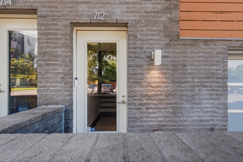 712 Strickland Dr, Nashville, TN 37206