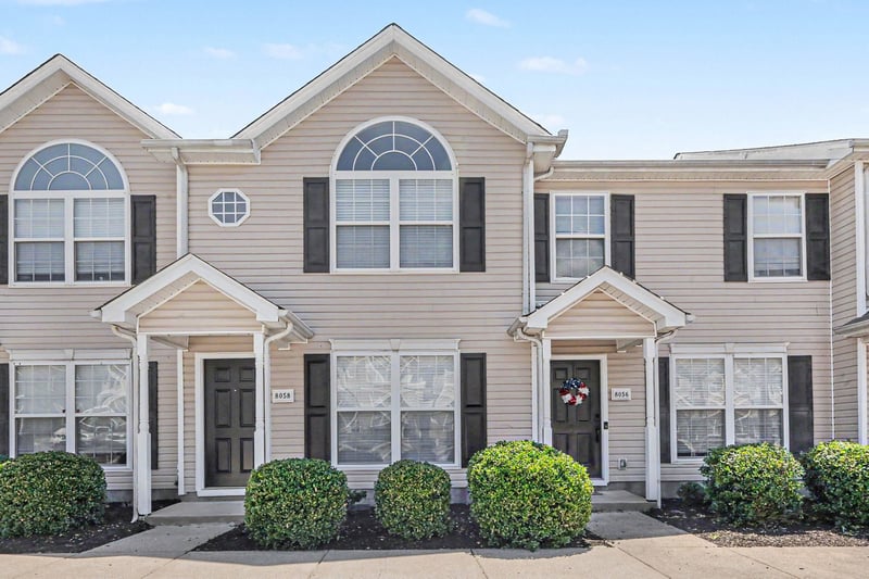 8058 Logan Dr, La Vergne, TN 37086