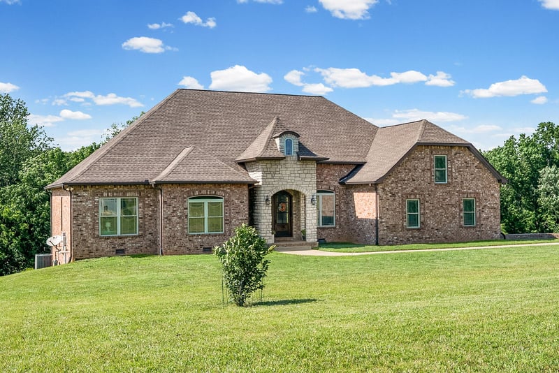 2447 Pleasant View Rd, Pleasant View, TN 37146