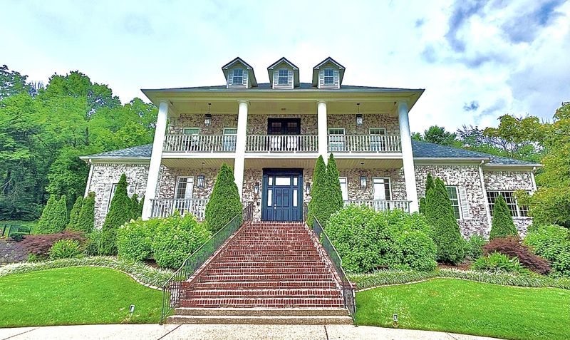 511 Waxwood Dr, Brentwood, TN 37027