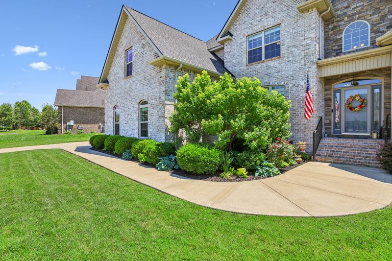 4519 Smitty Dr, Murfreesboro, TN 37128
