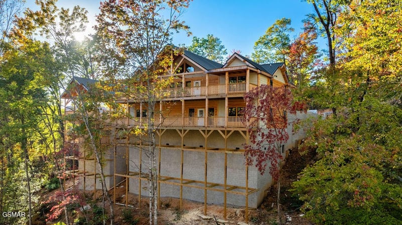 333 Elia Way, Sevierville, TN 37876