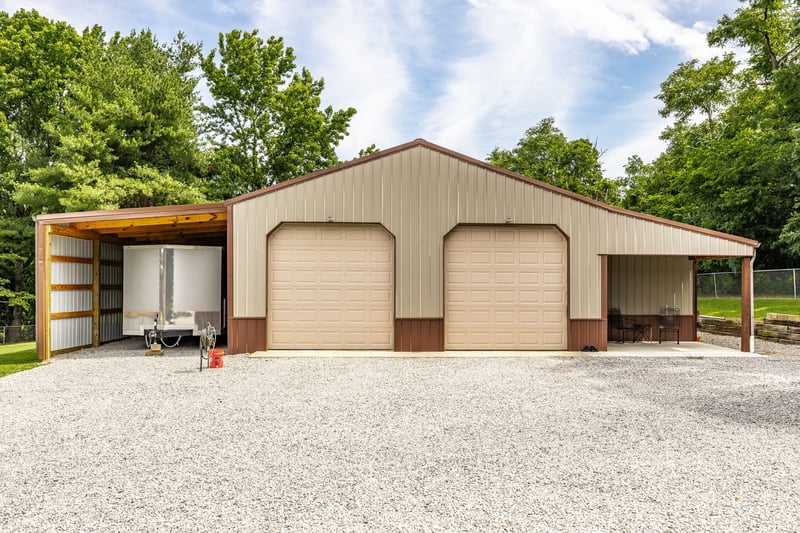 2205 Howell Rd, Greenbrier, TN 37073