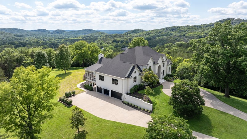 1219 Beech Hill Rd, Brentwood, TN 37027