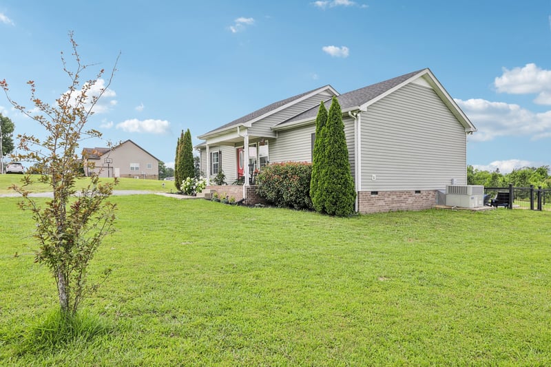 1259 N Corinth Rd, Portland, TN 37148